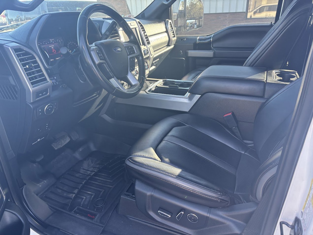 Used 2021 Ford F250 Platinum w/ Tremor Off-Road Package image 7