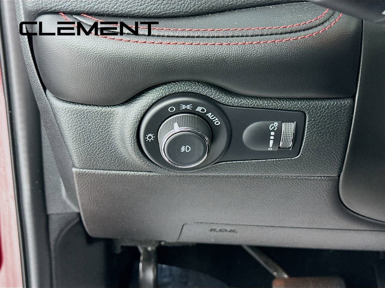 Used 2023 Dodge Durango GT image 14