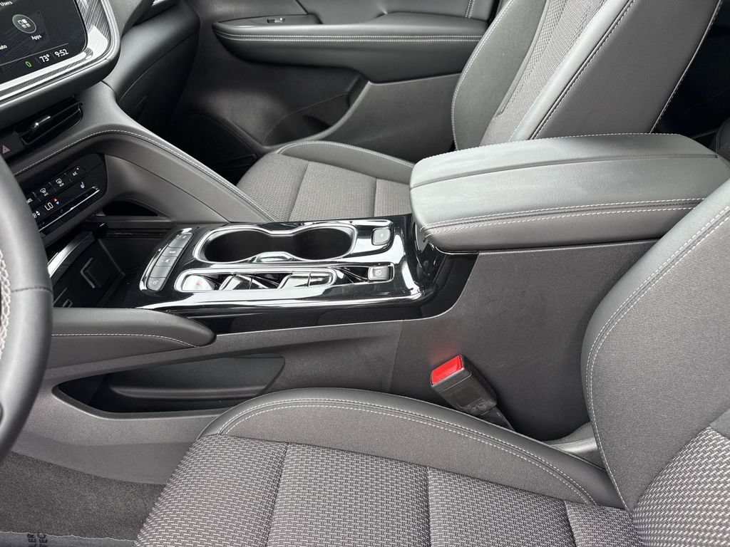 Used 2022 Buick Envision Preferred FWD image 16