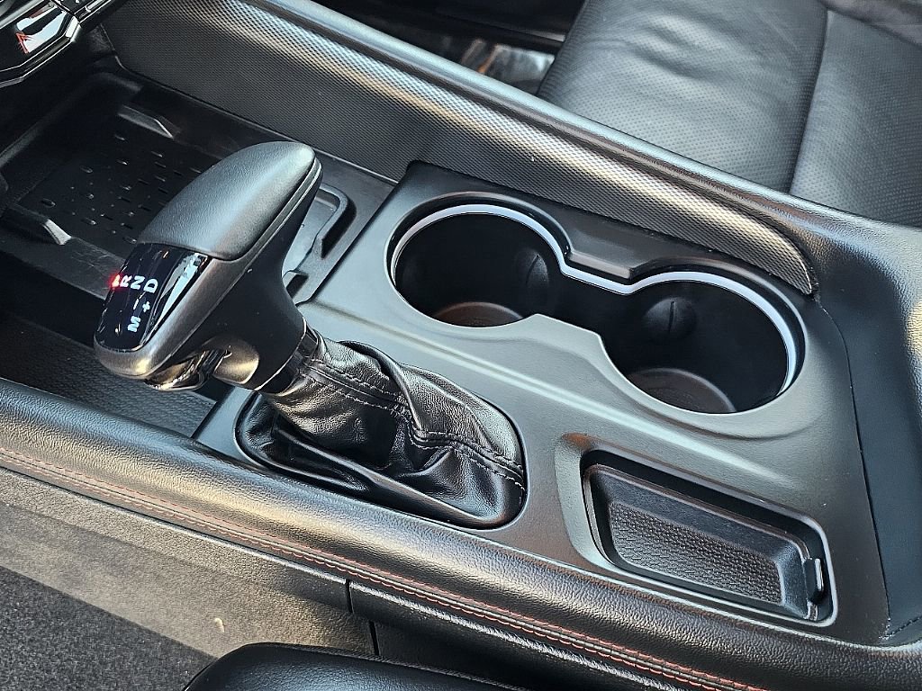 Used 2025 Dodge Durango GT image 34