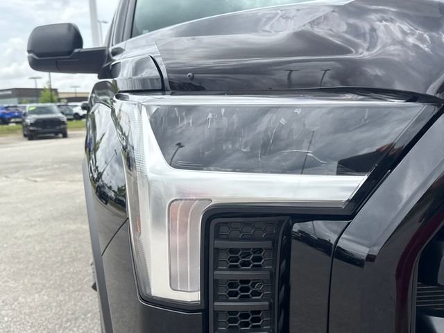 Used 2025 Toyota Tundra SR5 w/ SR5 Premium Package RWD image 11
