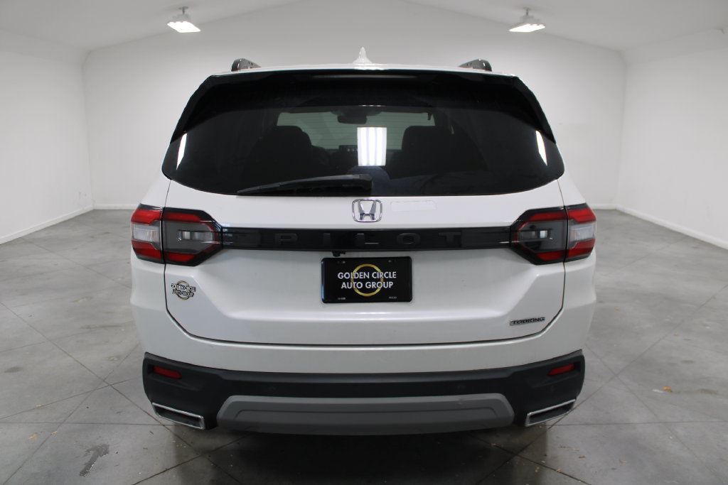 Used 2023 Honda Pilot Touring image 8