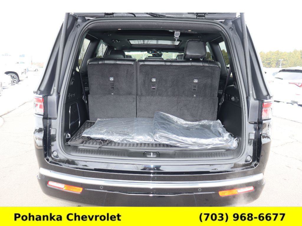 Used 2024 Jeep Wagoneer 4WD w/ Premium Group I image 36
