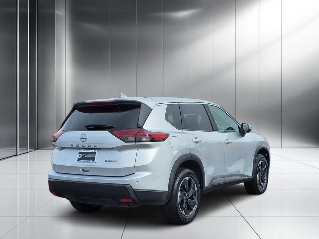 Used 2024 Nissan Rogue SV image 24