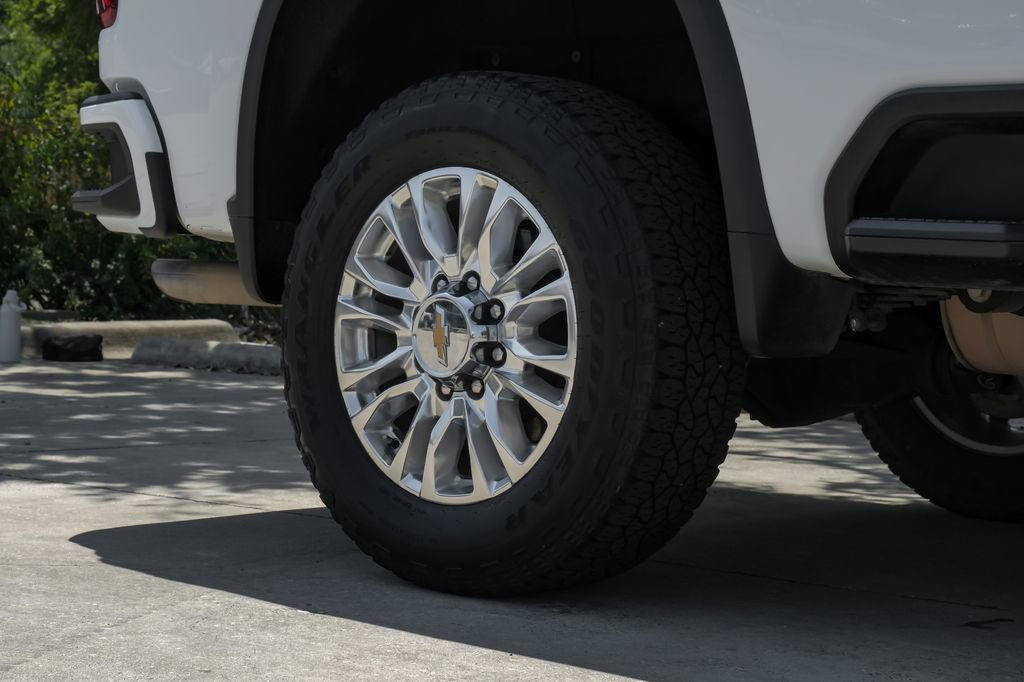 Used 2022 Chevrolet Silverado 2500 High Country AWD/4WD image 68