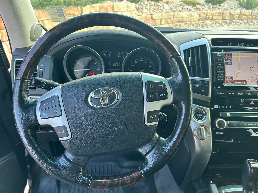 Used 2013 Toyota Land Cruiser AWD/4WD image 21