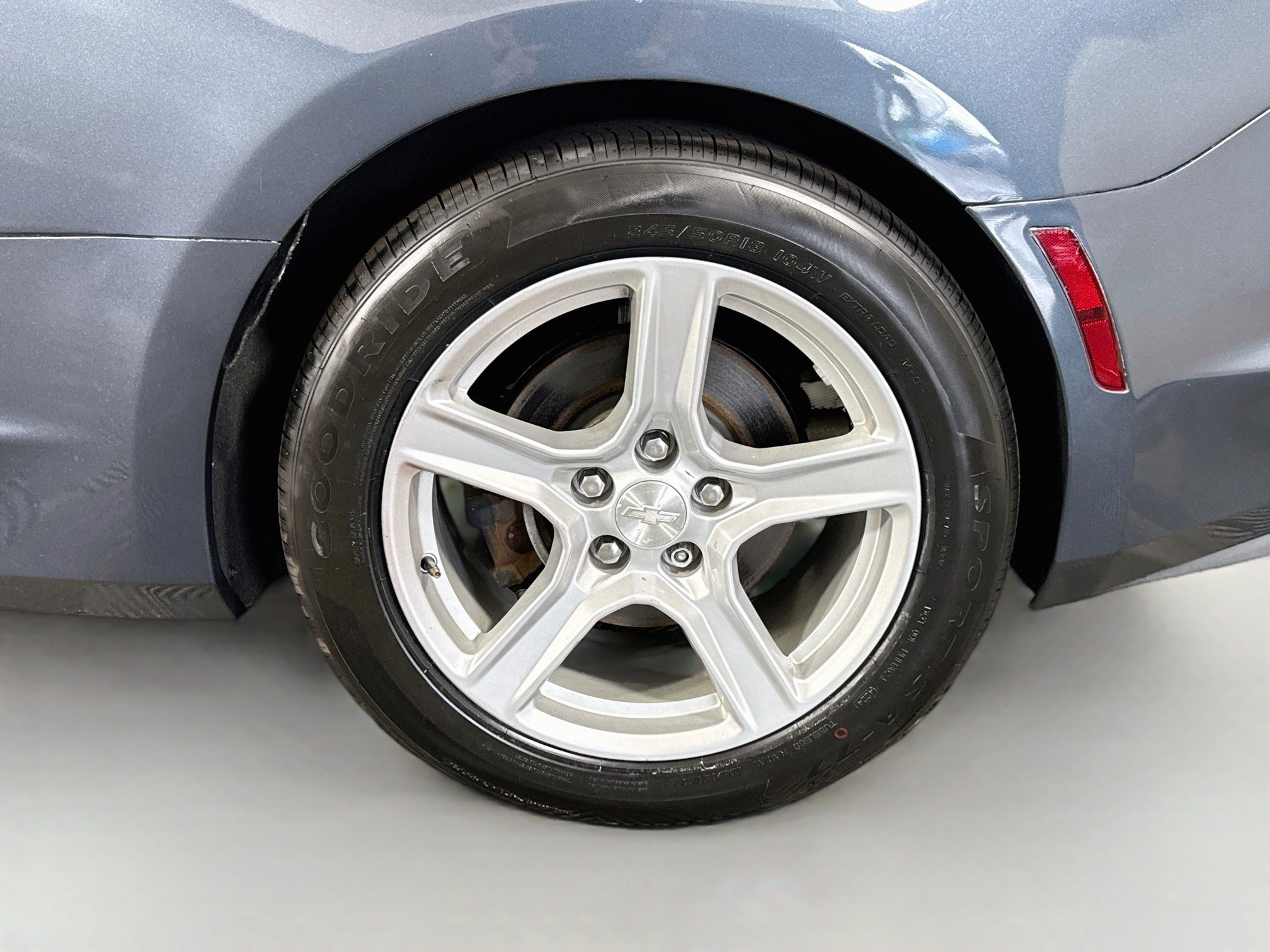 Used 2020 Chevrolet Camaro LT RWD image 35