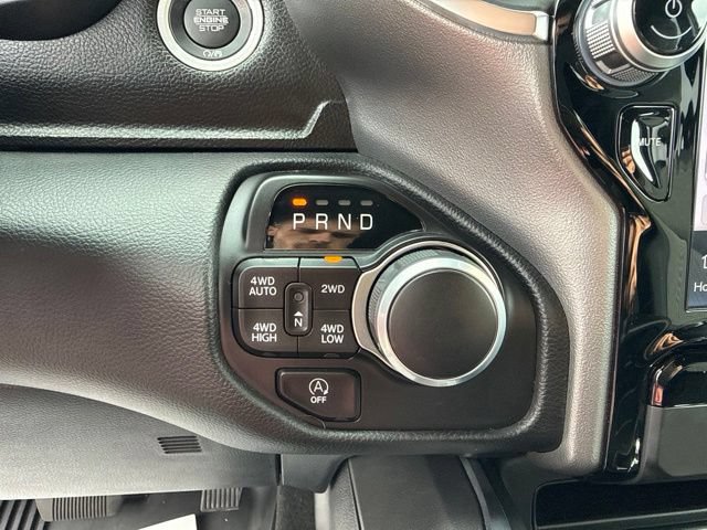 Used 2024 RAM 1500 Big Horn AWD/4WD image 24