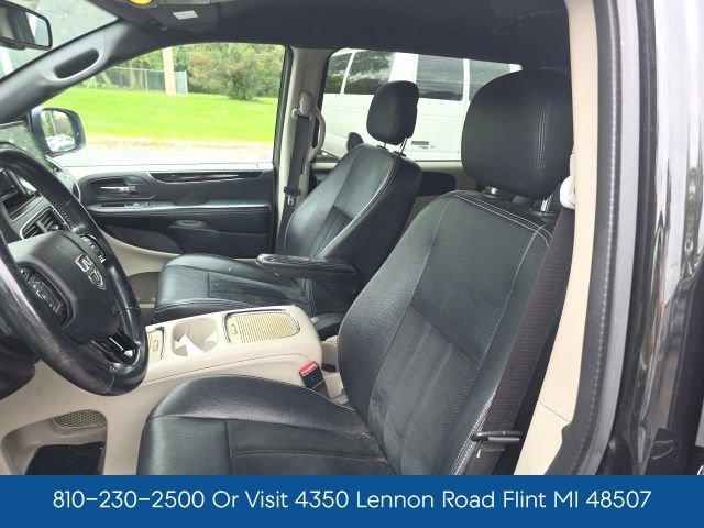 Used 2018 Dodge Grand Caravan SXT FWD image 11