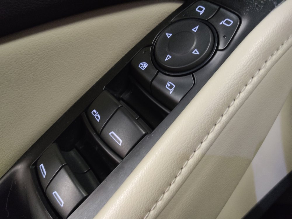 Used 2018 Buick Enclave Premium w/ Trailering Package image 27