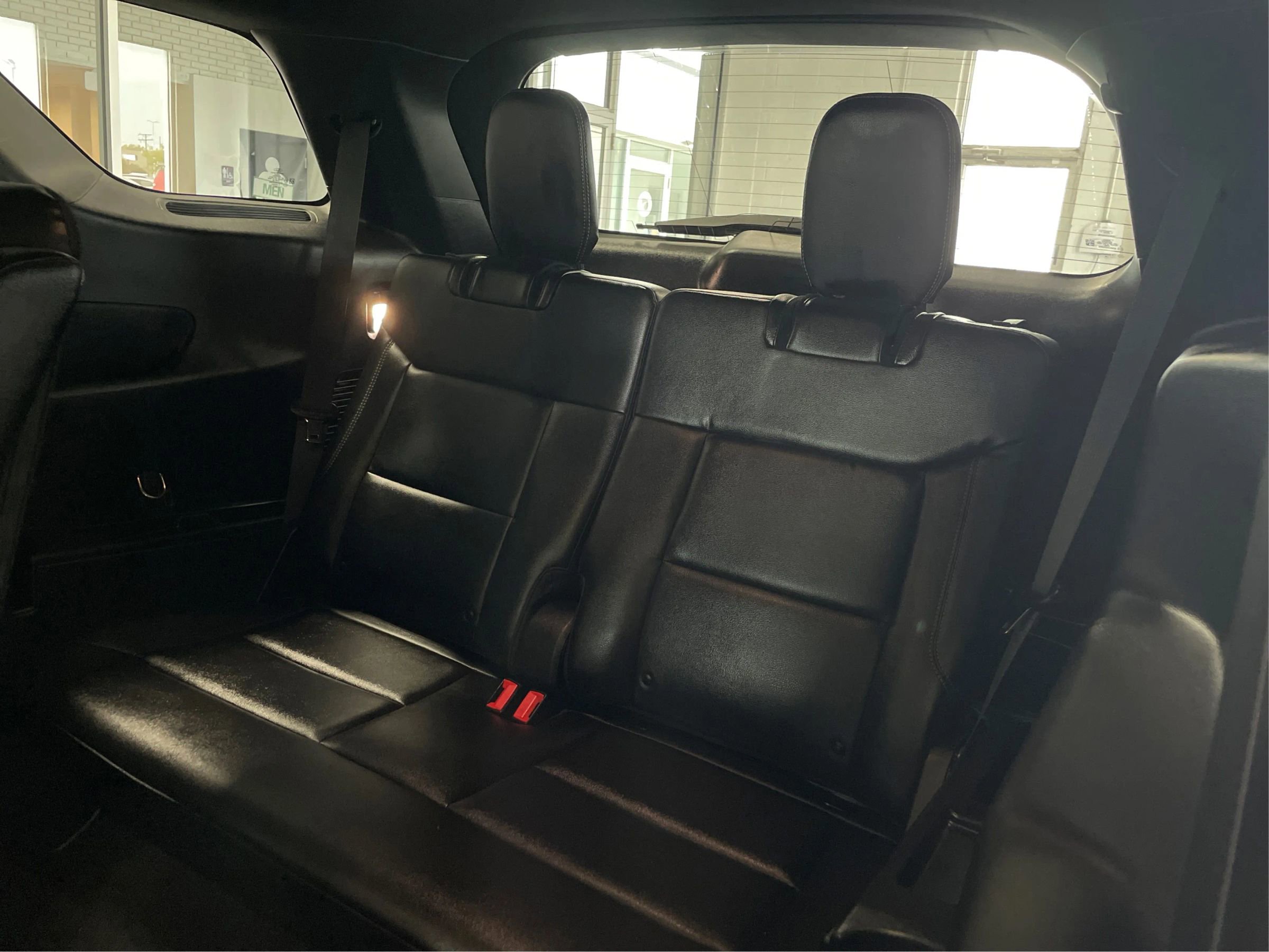 Used 2020 Ford Explorer XLT w/ Equipment Group 202A image 31