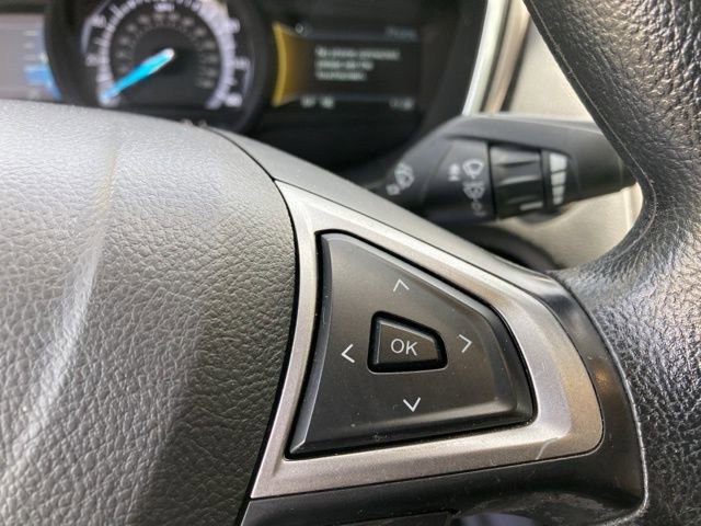 Used 2020 Ford Fusion SE FWD image 15