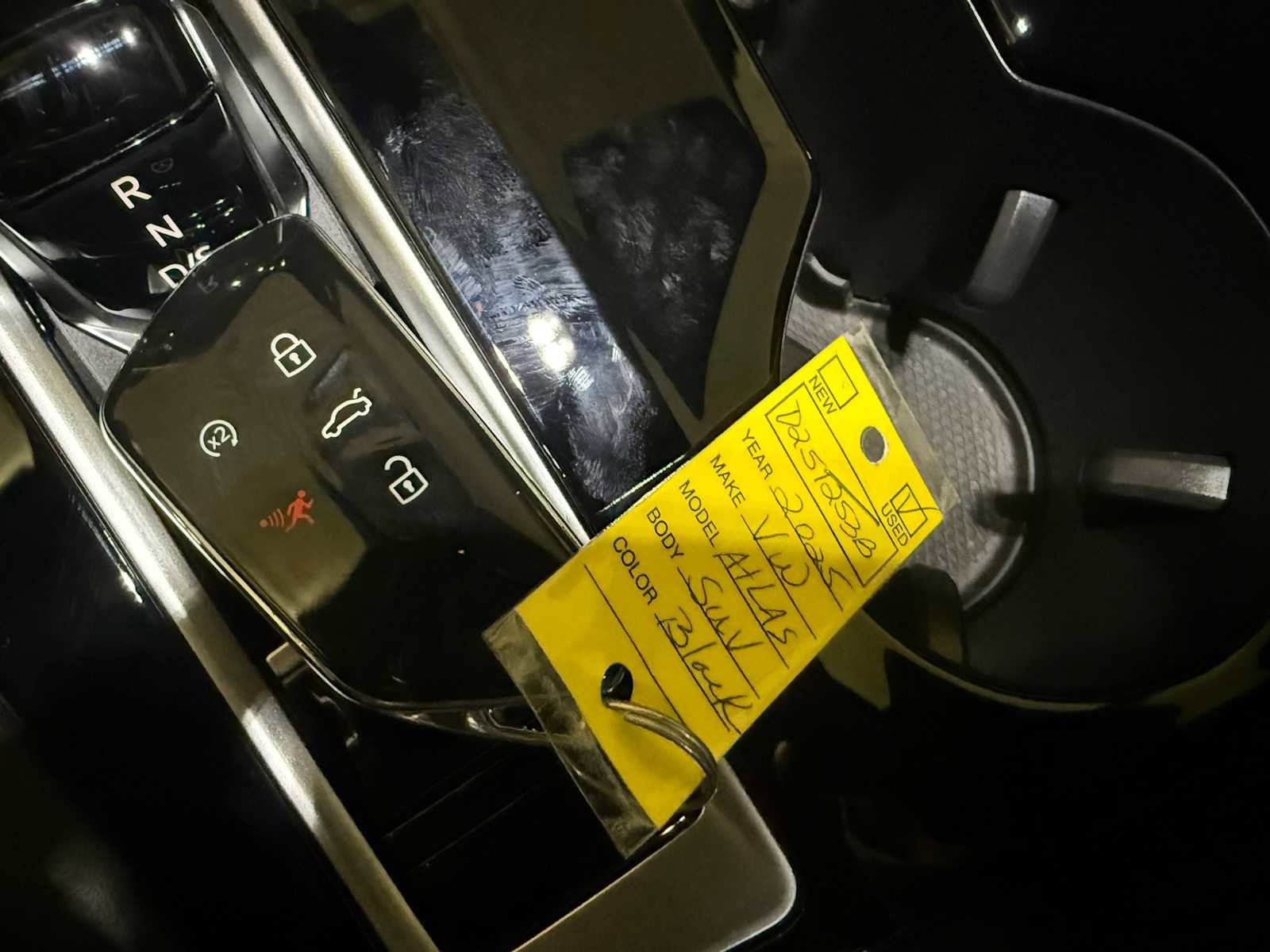 Certified 2025 Volkswagen Atlas SE image 37