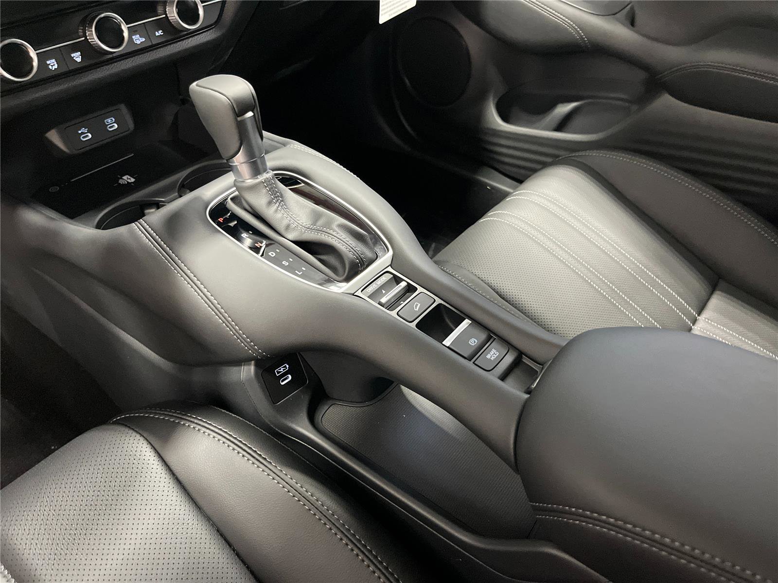 New 2026 Honda HR-V EX-L image 18