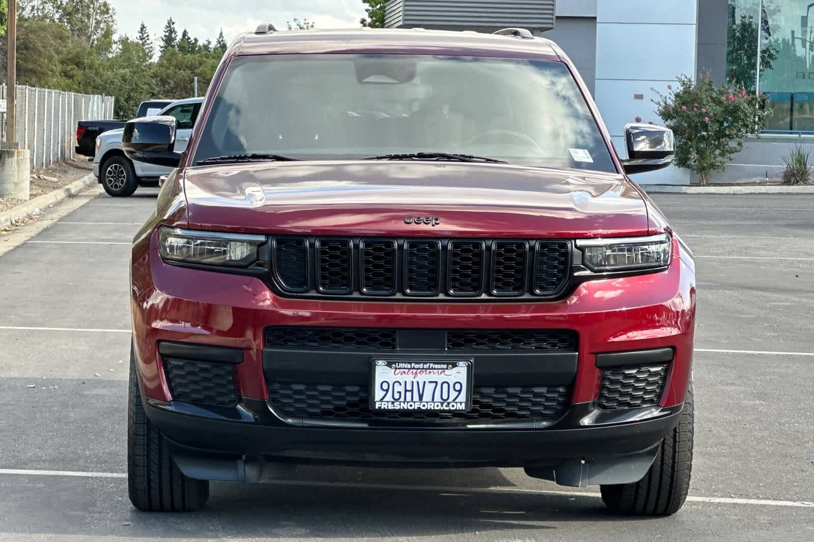 Used 2021 Jeep Grand Cherokee L Laredo RWD image 11