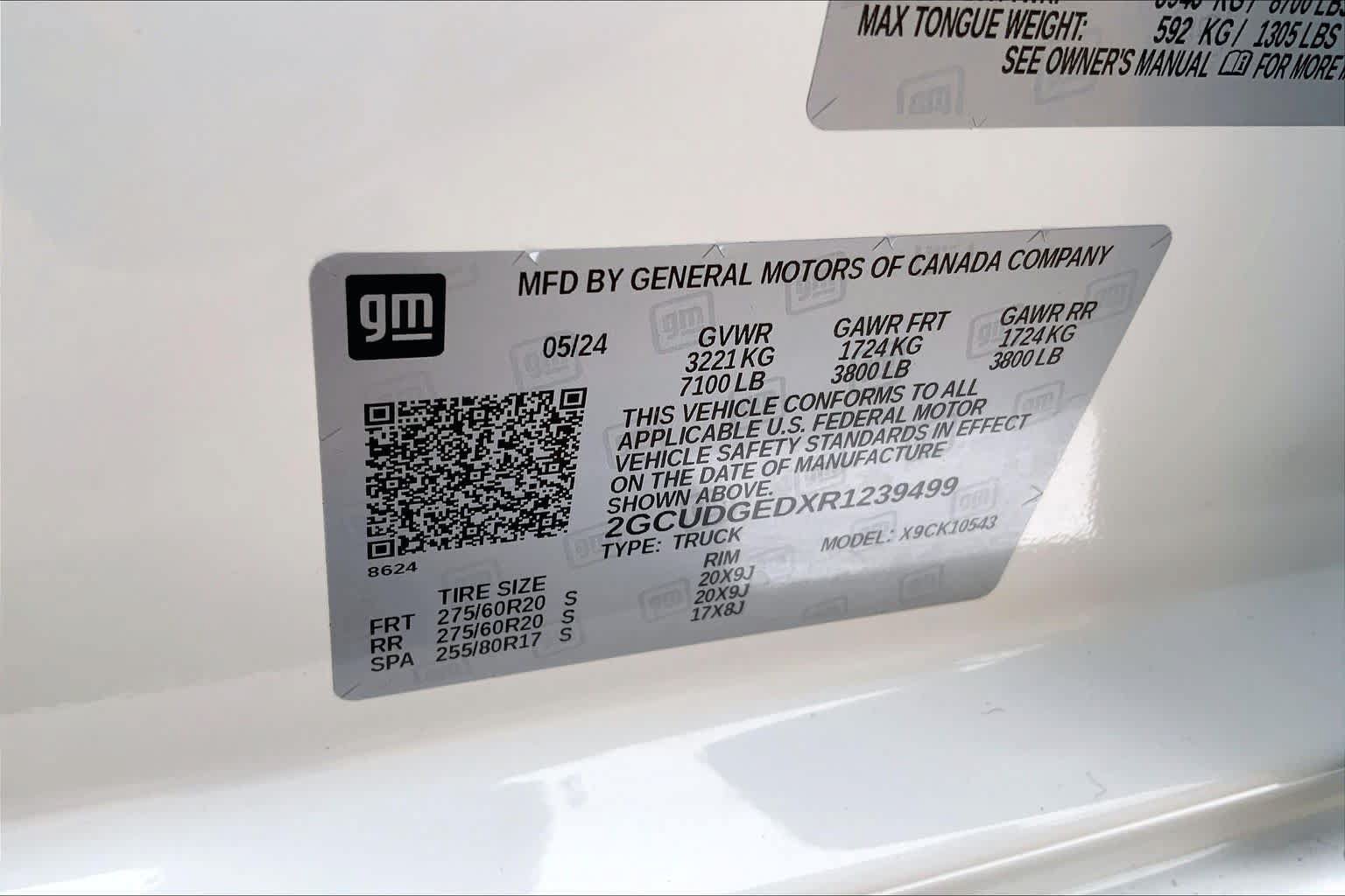 Used 2024 Chevrolet Silverado 1500 LTZ w/ Technology Package AWD/4WD image 37