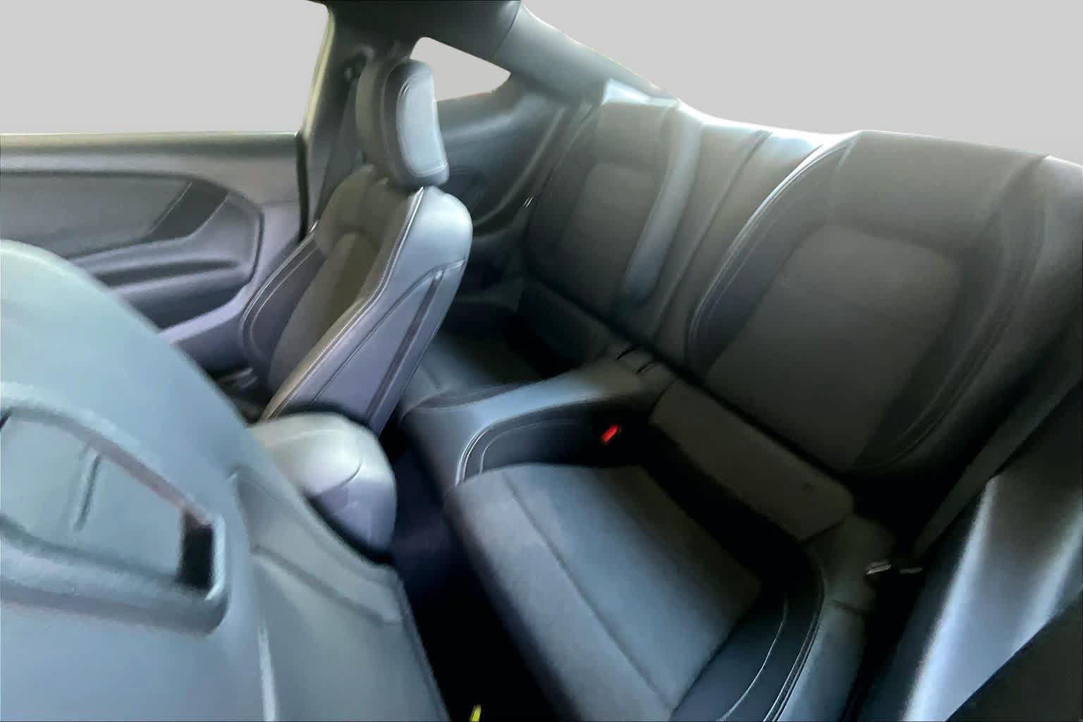 Used 2025 Ford Mustang Coupe RWD image 17