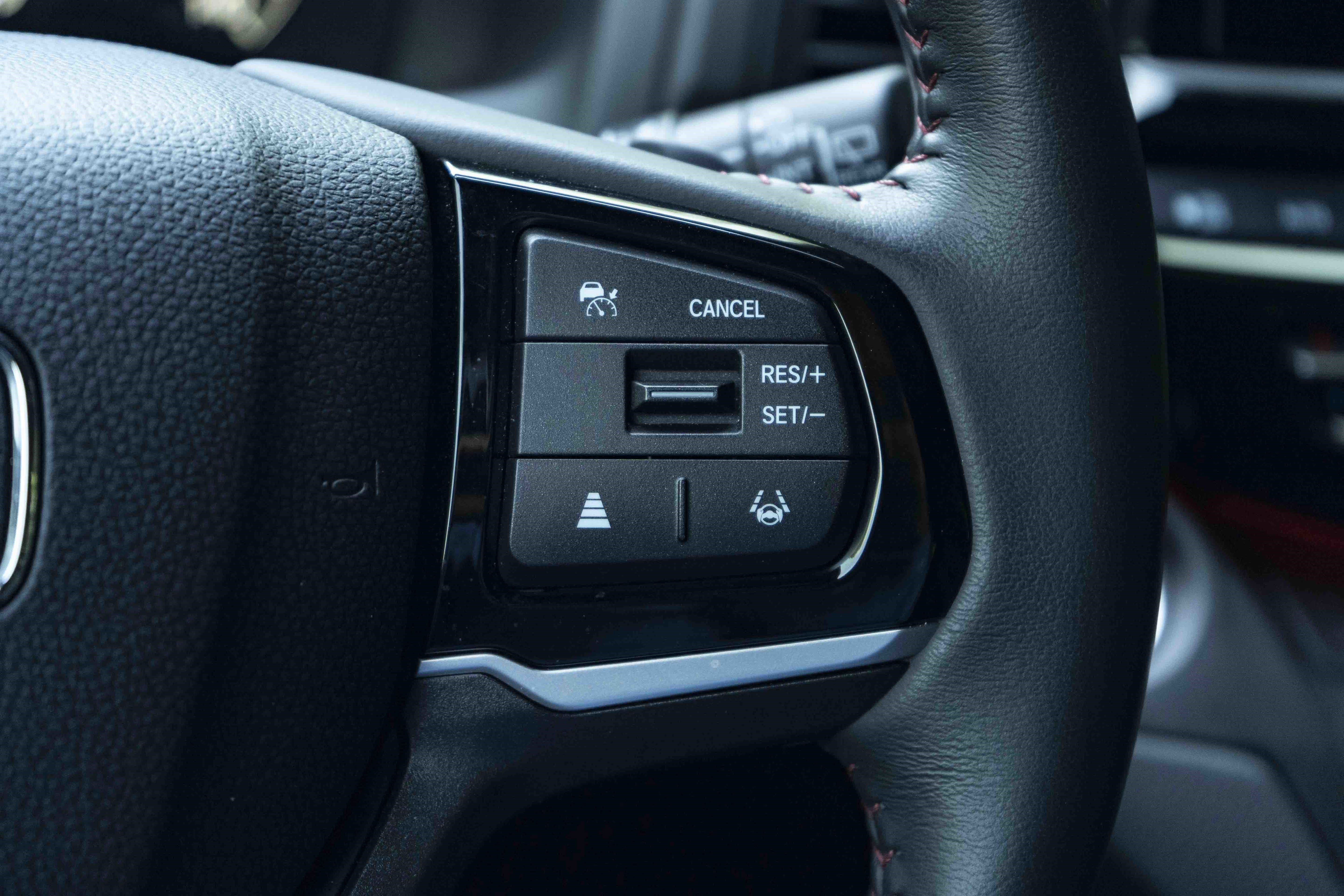 Used 2025 Honda Odyssey Sport-L image 22
