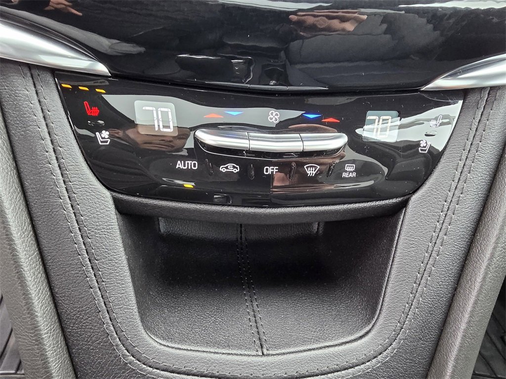 Used 2023 Cadillac XT6 Sport w/ Technology Package image 25