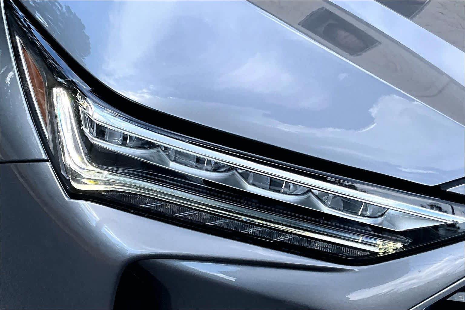 Used 2023 Acura MDX SH-AWD w/ Advance Package image 28