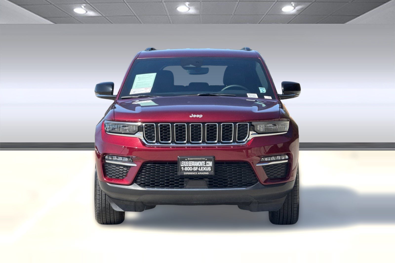 Used 2024 Jeep Grand Cherokee Limited AWD/4WD image 5