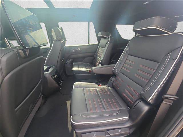 Used 2026 GMC Yukon AT4 Ultimate AWD/4WD image 21