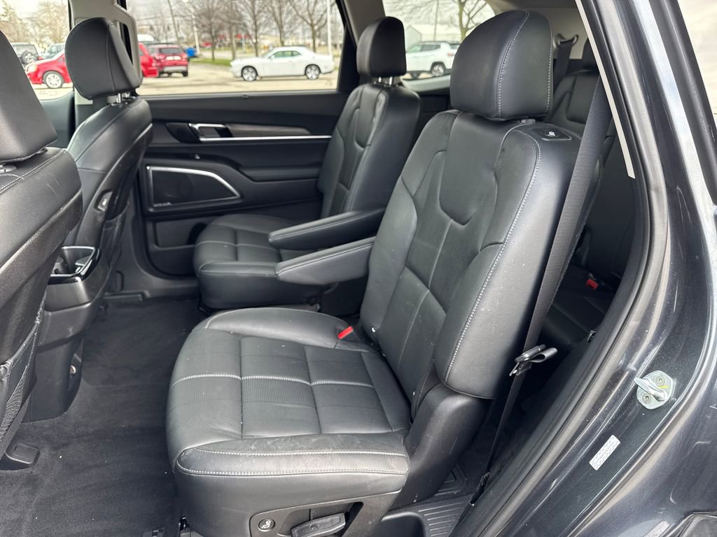 Used 2022 Kia Telluride SX w/ Nightfall Edition Package image 32