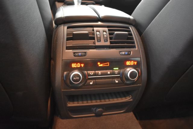 Used 2013 BMW M5 RWD image 30