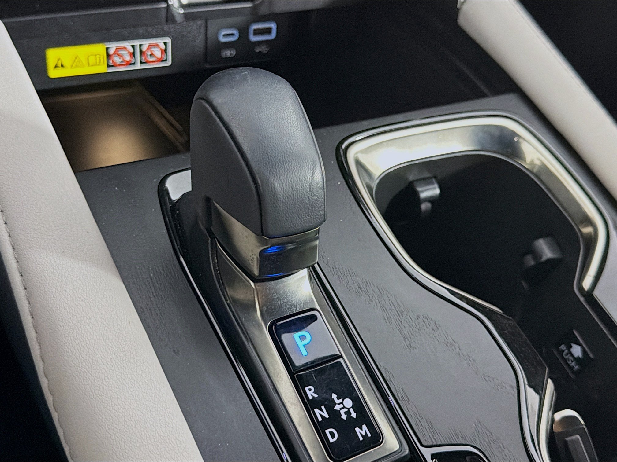 Used 2023 Lexus RX 350 Premium w/ Accessory Package FWD image 25