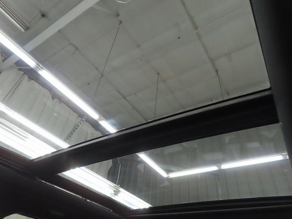 Used 2025 Ford F350 Platinum AWD/4WD image 35