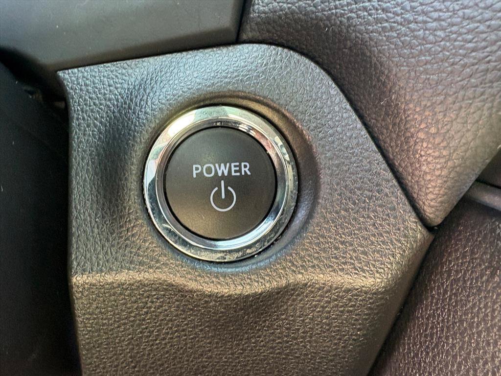 Used 2023 Toyota RAV4 XLE Premium AWD/4WD image 15