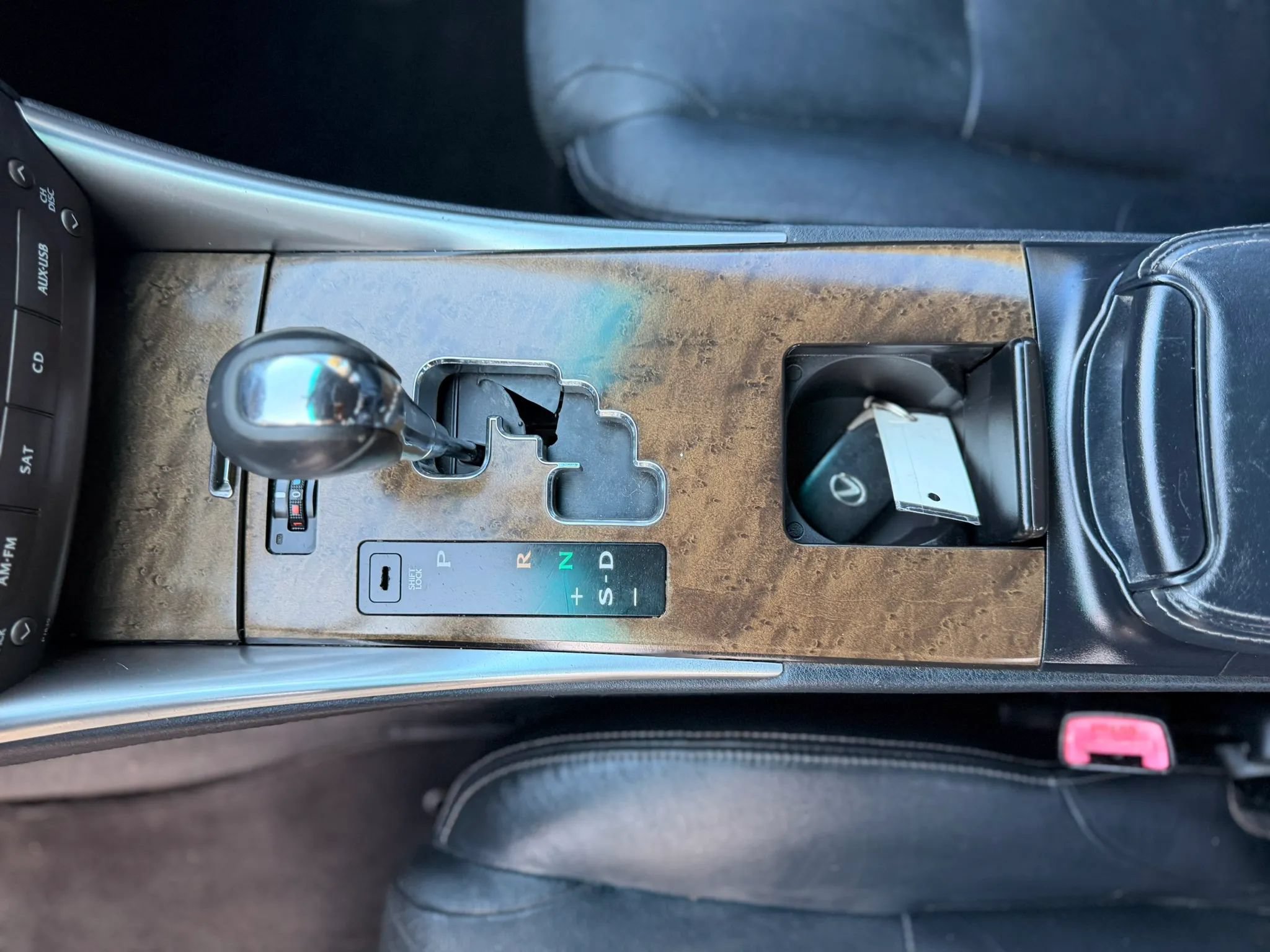 Used 2010 Lexus IS 250 w/ Preferred Accessory Package RWD image 17