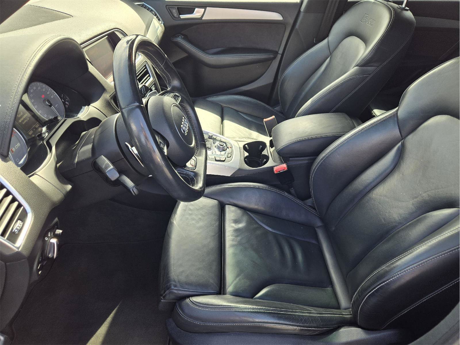 Used 2017 Audi SQ5 Premium Plus w/ Technology Package AWD/4WD image 12