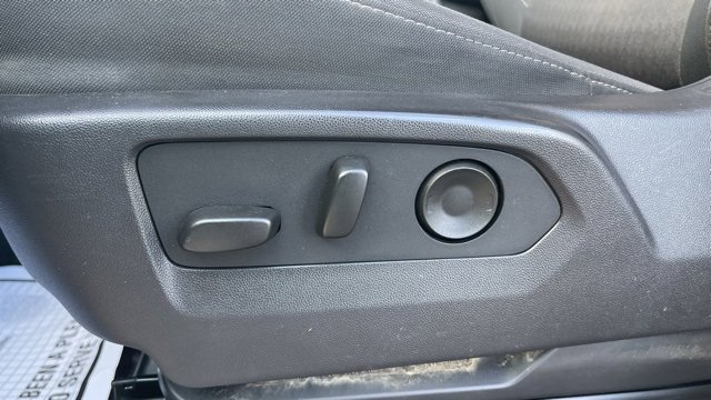 Used 2024 GMC Sierra 3500 SLE w/ SLE Convenience Package image 14