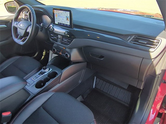 Used 2025 Ford Escape ST-Line w/ Equipment Group 301A image 35
