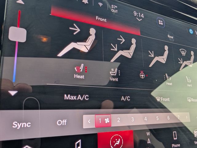 Used 2024 Dodge Durango GT image 6