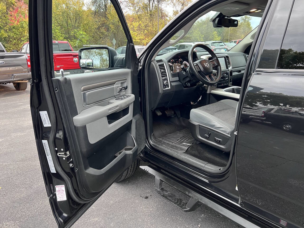 Used 2016 RAM 1500 Outdoorsman image 12