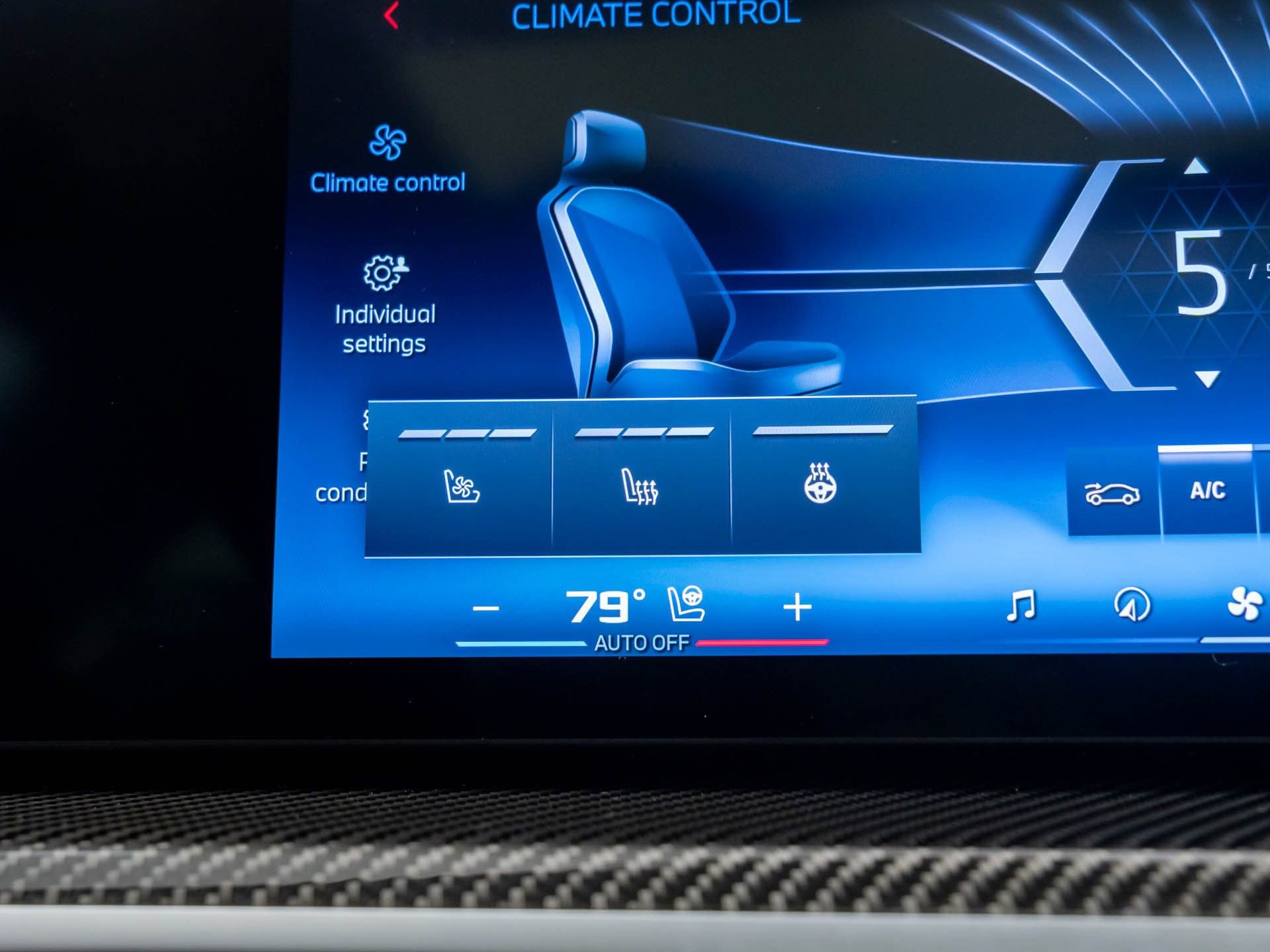 Certified 2025 BMW X5 M60i w/ Climate Comfort Package image 28