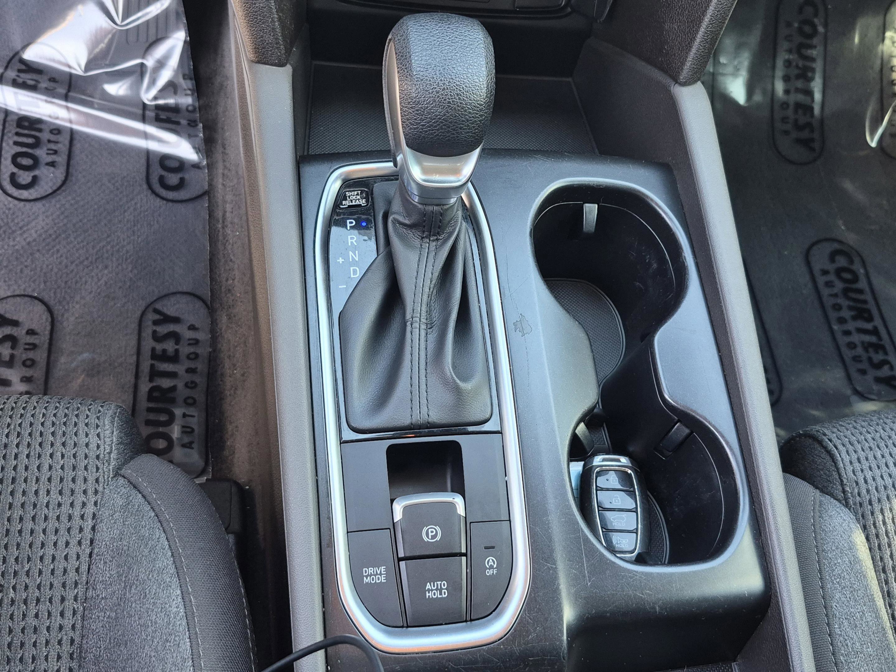 Used 2019 Hyundai Santa Fe SEL FWD image 26