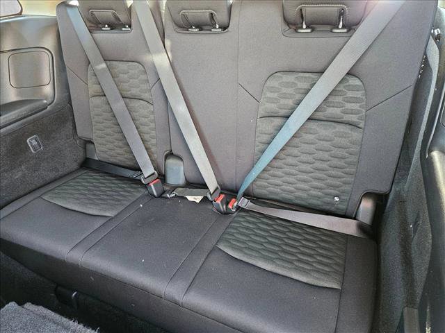 Used 2024 Nissan Pathfinder SV image 18