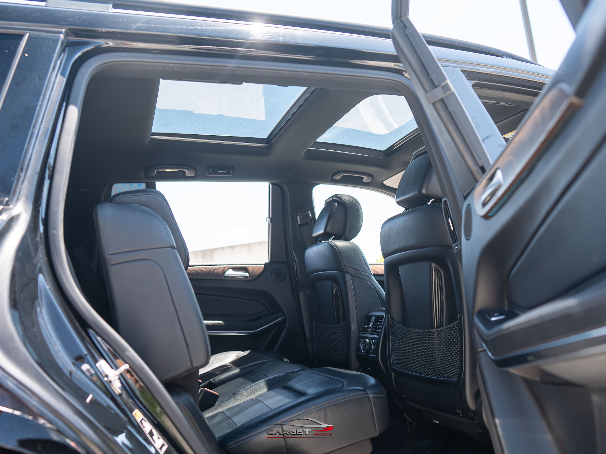 Used 2018 Mercedes-Benz GLS 550 4MATIC w/ Driver Assistance Package image 19
