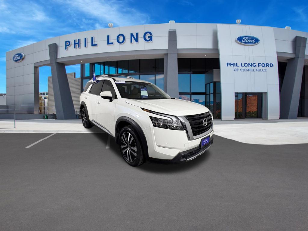 Used 2023 Nissan Pathfinder Platinum AWD/4WD image 7