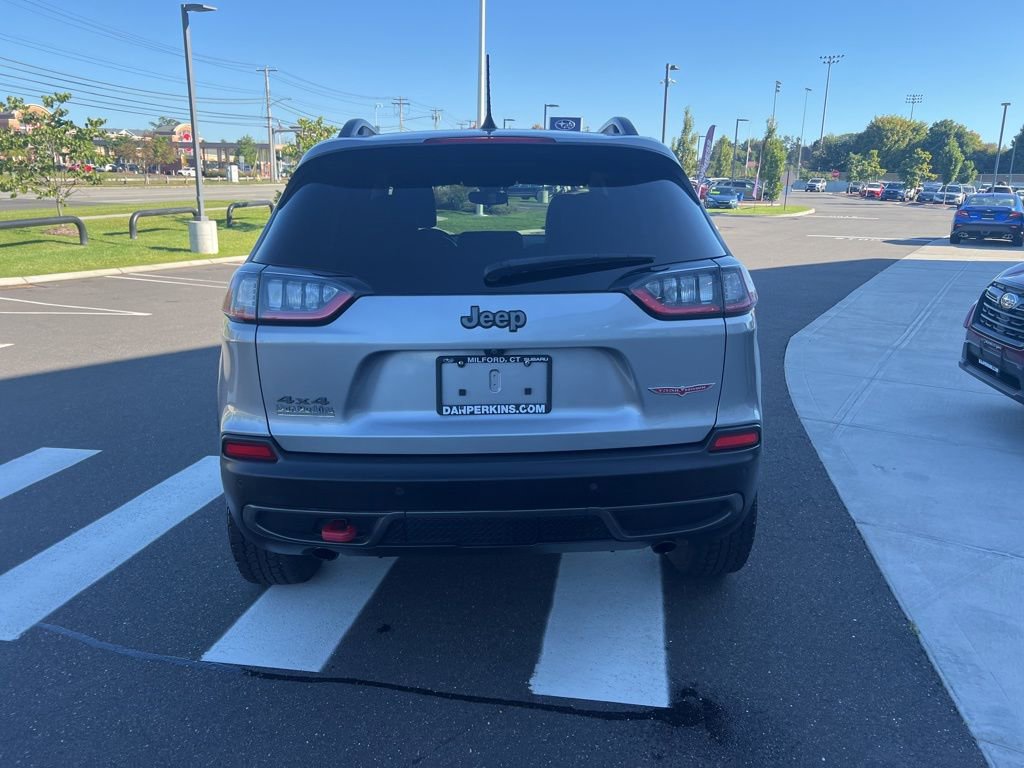 Used 2019 Jeep Cherokee Trailhawk image 4