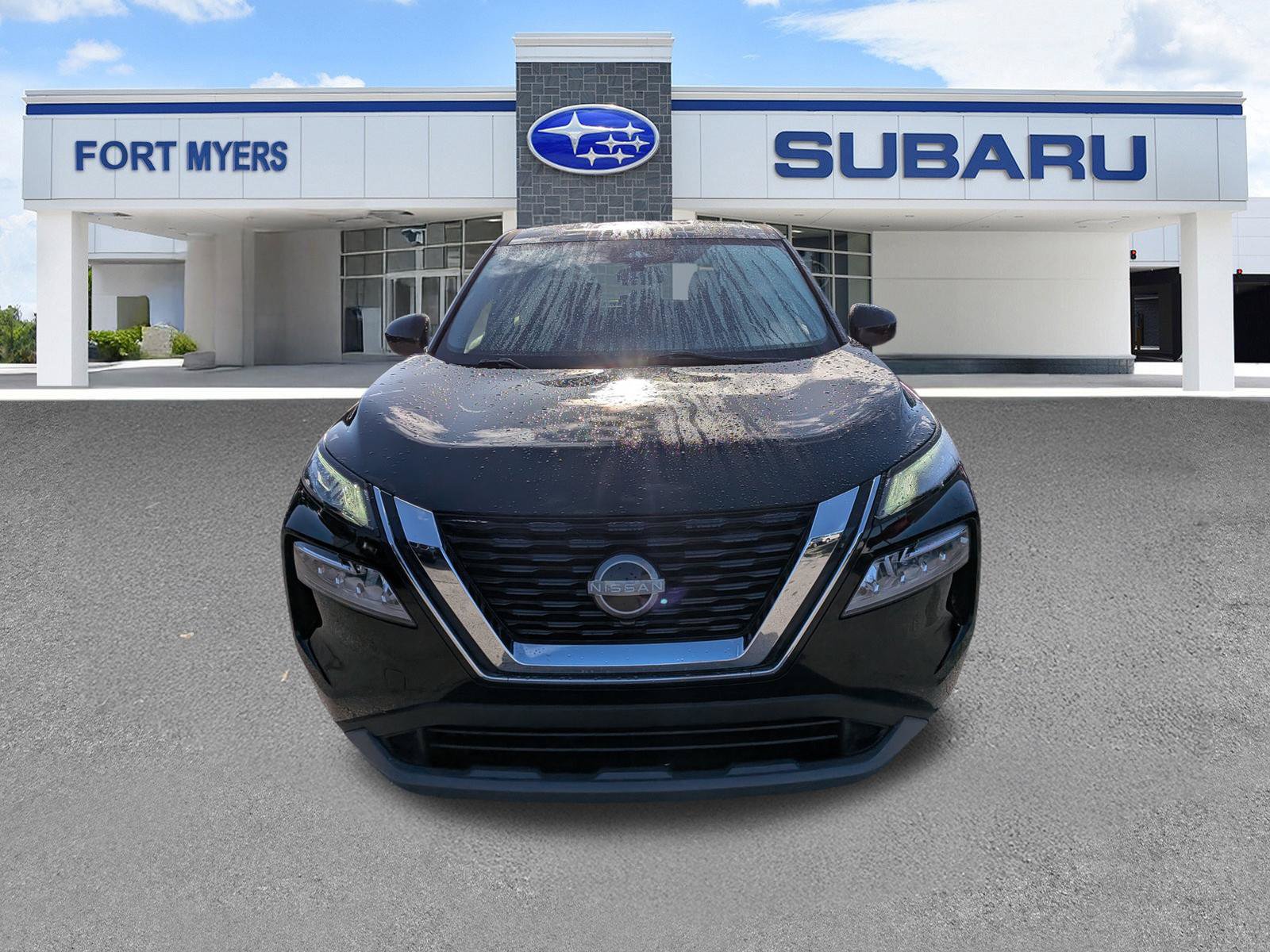 Used 2023 Nissan Rogue SV AWD/4WD image 9