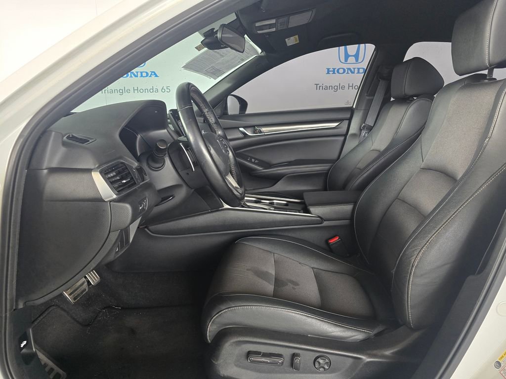 Used 2019 Honda Accord Sport image 9