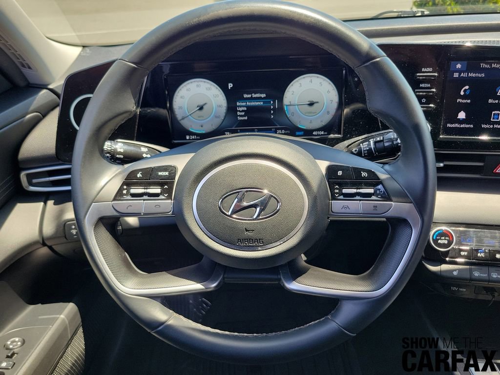 Used 2022 Hyundai Elantra SEL w/ Convenience + Premium Package FWD image 21
