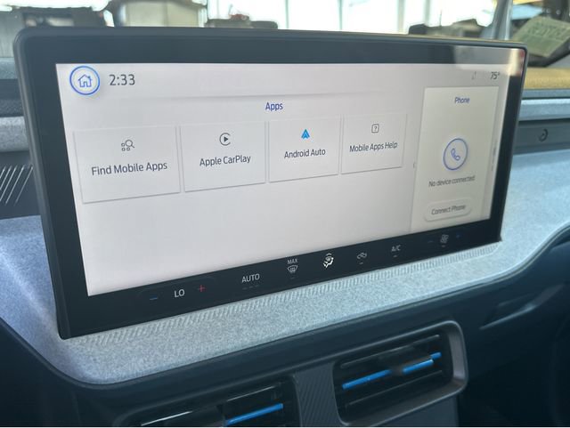 Used 2025 Ford Maverick XLT w/ Equipment Group 302A AWD/4WD image 9