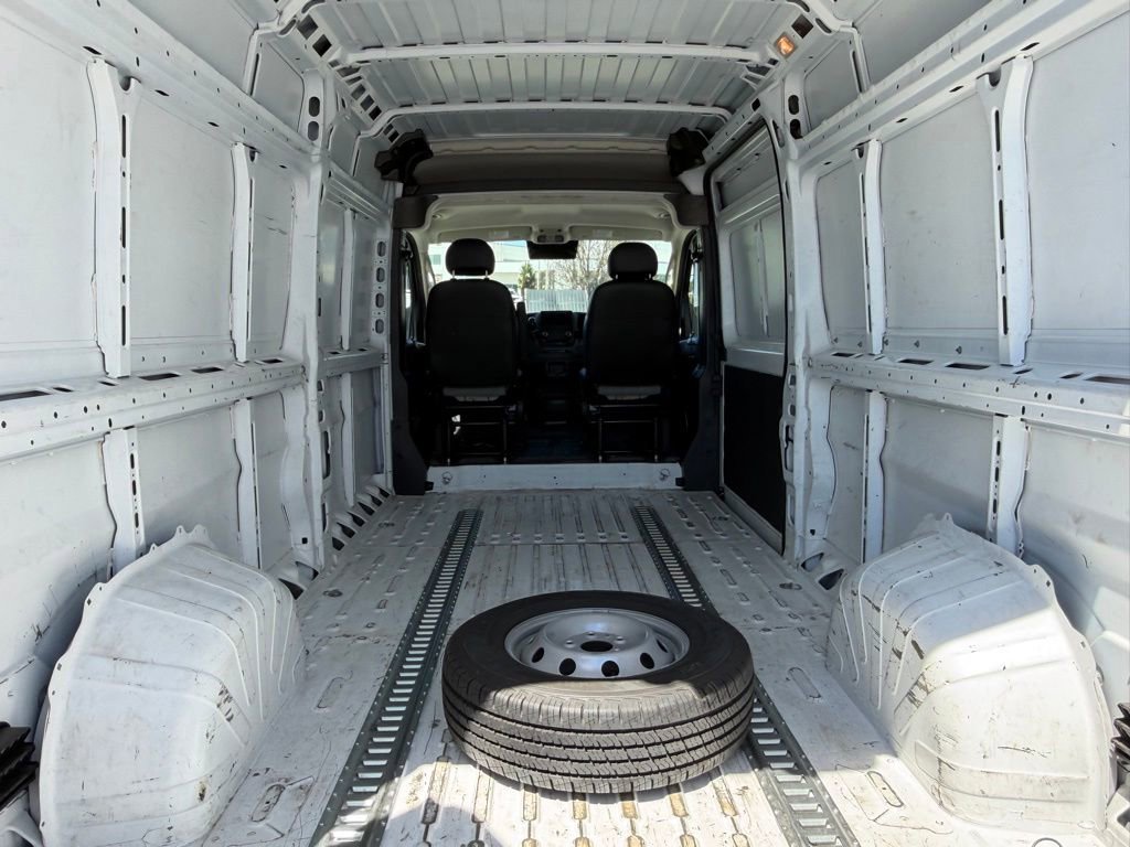 Used 2023 RAM ProMaster 2500 FWD image 25