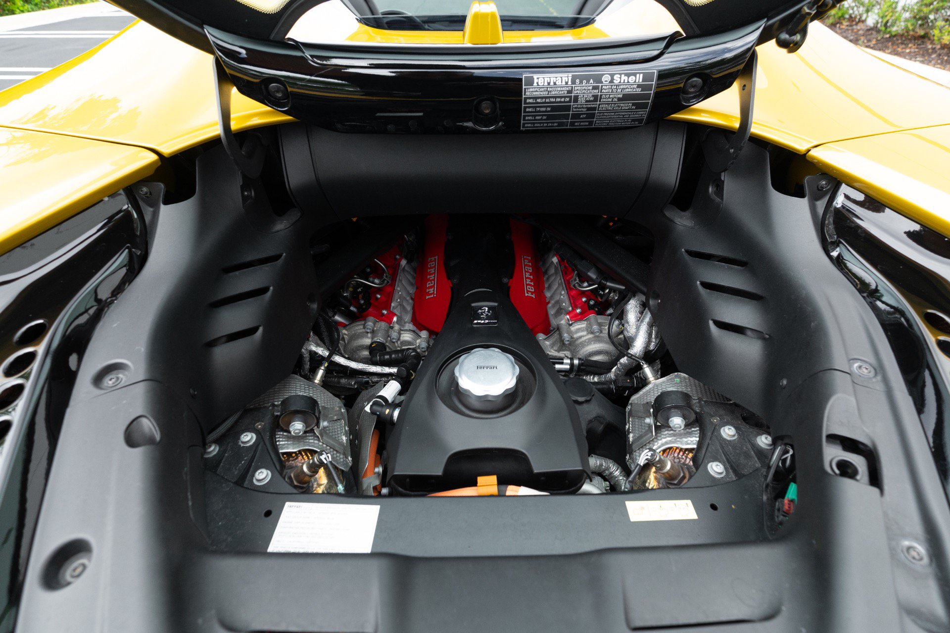 Used 2022 Ferrari SF90 Spider AWD/4WD image 78