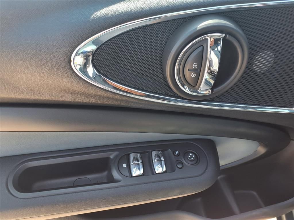 Used 2023 MINI Cooper Clubman S w/ MINI Untold Edition image 24